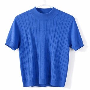 Elegant Blue Short Sleeve Knit Top